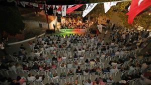 Karşıyaka Yamanlar Köyü'nde vatandaşlar unutulmaz bir gece yaşadı!