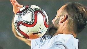 Kırmızı kart oyunu değiştirdi... Altay'dan beklenmedik başlangıç!