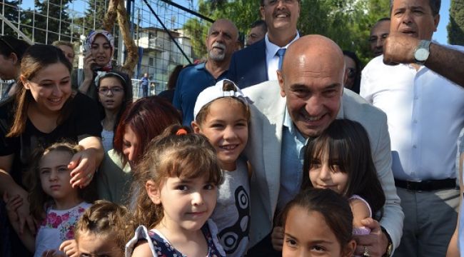 Seçim döneminde söz vermişti... Başkan Soyer Masalevi'nin açılışını yaptı!