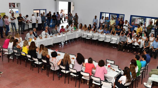 Tunç Soyer İZBETON ve İZELMAN işçileriyle de bayramlaştı