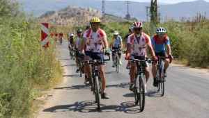 Bisikletçiler bu kez de Üzüm Festivali'ne pedallayacak