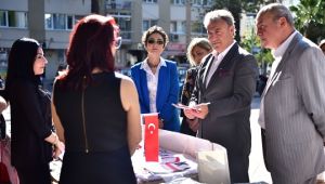 Bornova'da Diyabet Şenliği yapıldı! Başkan İduğ: "Öncü olabiliriz!"