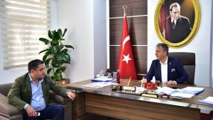 Bornova'da yol sorununa İZBETON desteği!