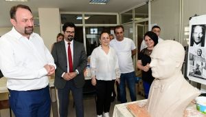 Çiğli Belediyesi'nden okullara anlamlı hediye