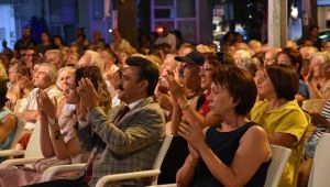 Dikili Festivali ikinci gününde de yoğun ilgi gördü