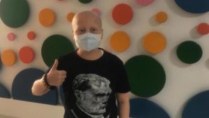 Ege Üniversitesi'nde Lösemi tedavisi gören Sedat'a müjde Almanya'dan geldi!