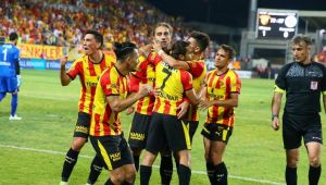 Göztepe'de kale güven veriyor