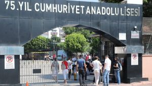 İzmir'de okul önlerinde tedbirler sıkılaştırıldı!