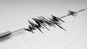 Karaburun açıklarında korkutan deprem