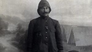 Mehmetçik'in isim babasına büyük saygısızlık... Hırsızlık girişimi alarma yakalandı!