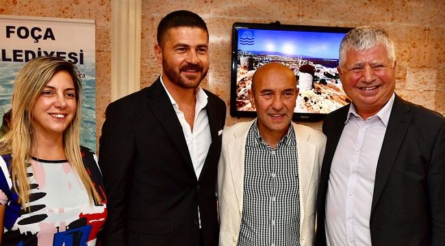 Soyer, Foça standını ziyaret etti