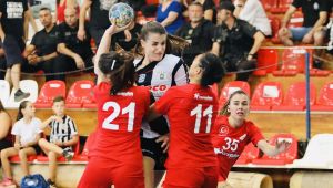 Yunanistan'da büyük rezalet... Türk bayrağına izin verilmedi!