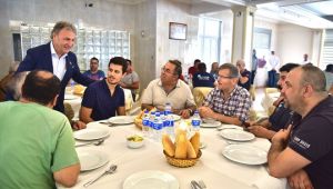 Başkan İduğ esnafla buluştu: "Kendinize ve işletmelerinize yatırım yapın"