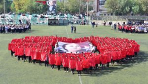 Bornova'da coşkulu Cumhuriyet kutlaması