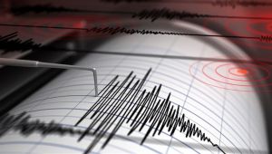İzmir'de 3.5 büyüklüğünde deprem