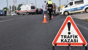 İzmir'de feci kaza... Araç üç parçaya ayrıldı!