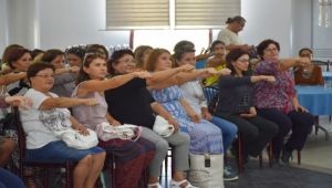 Narlıdereli kadınlara meditasyon eğitimi