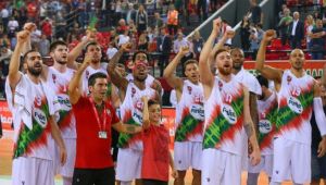 Pınar Karşıyaka namağlup!