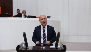 Vekil Bakan'dan Başkan Sengel'e destek