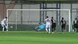 Altay kalecisini seçemedi
