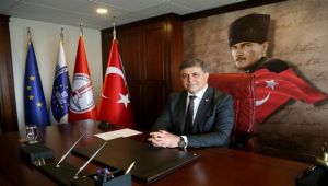 Başkan Tugay'dan AKP'ye cevap