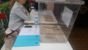 CHP İzmir'de mavi-beyaz liste yarışı