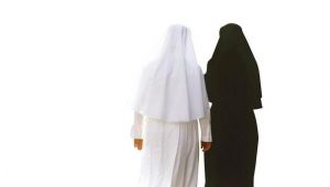 Karnı ağrıyan rahibe hamile çıktı