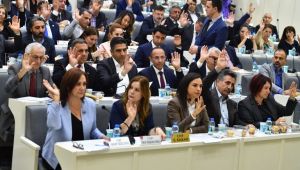Büyükşehir'de sakin meclis… 6 ilçe belediyesinin bütçesi onaylandı