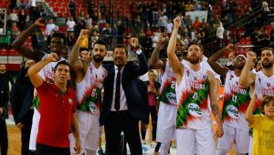 Pınar Karşıyaka deplasmanda galibiyet peşinde