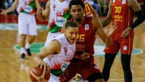 Pınar KSK Galatasaray'ı ezdi geçti