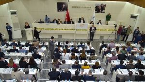 Tartışmalı arsa satılıyor!