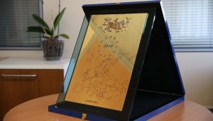 Avrupa’dan Karşıyaka’ya “Şeref Plaketi”
