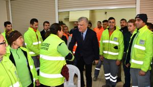 Başkan Engin çalışanların yeni yılını kutladı