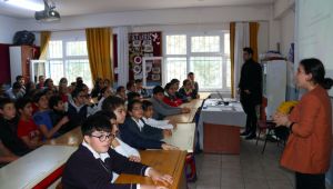 Çeşme’de öğrencilere “Sıfır Atık Eğitimi”