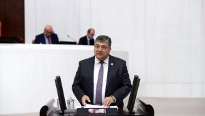 CHP’li Sındır, “Bu bütçe plansız bir bütçe. Bu bütçe rantın ve şahsın bütçesi”