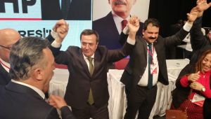 Gruşçu'dan Batur'a teşekkür Karadağ'a birliktelik mesajı