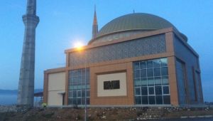 İzmir'de ruhsatsız cami iddiası