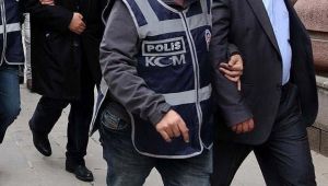 İzmir merkezli FETÖ operasyonu... Çok sayıda asker gözaltına alındı