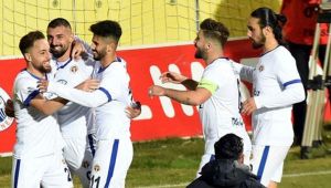 Menemenspor'da yüzler yerliler ile güldü