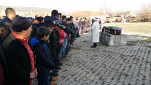 Alevlerin arasında kalan 11 yaşındaki Merve'ye hüzünlü veda
