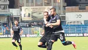 Altay çıkış peşinde