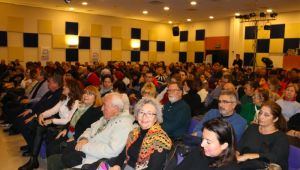 Genco Erkal’dan ‘Yaşamaya Dair’
