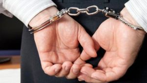 İzmir'de FETÖ operasyonu! Çok sayıda gözaltı var