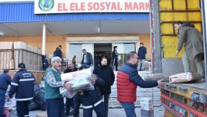 Menemen'den Elazığ'daki depremzedelere yardım