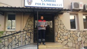 Temizlik personelinden örnek davranış
