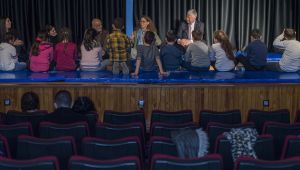 Ünlü çocuk kitapları yazarı Asa Lind'den İzmirli çocuklara mesaj  "Hayal edin, keşfedin"