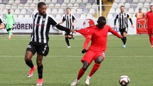 Altay, play-off yarışında yara aldı