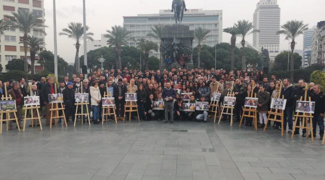 CHP İzmir Gençlik kollarından "AKP-FETÖ" sergisi! "Aldığımız nefes haram olsun"
