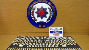 İranlı yolcuların midesinden eroin çıktı