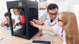 Karşıyakalı öğrenciler üç boyutlu teknolojiyle tanışacak